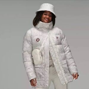 NWT Lululemon Grey Team Canada Jacket